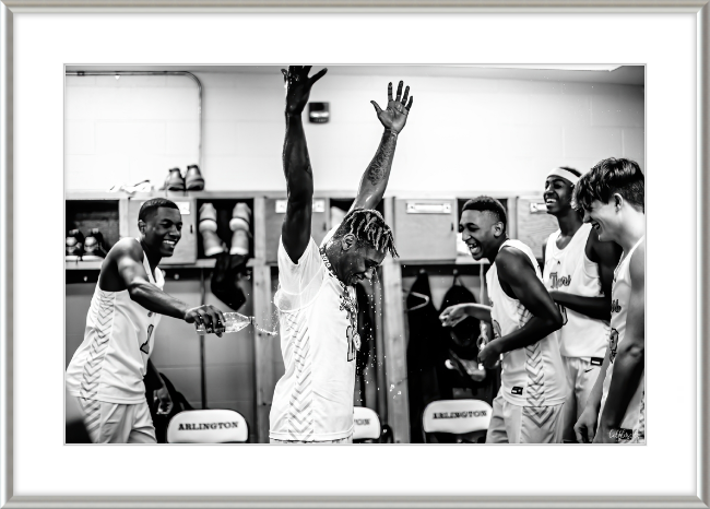 The Win Frame