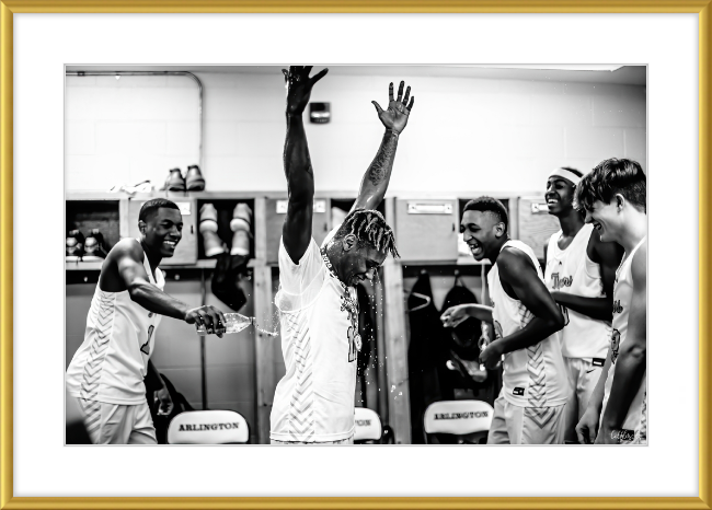 The Win Frame