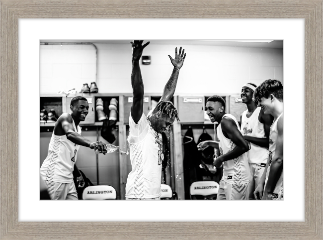 The Win Frame